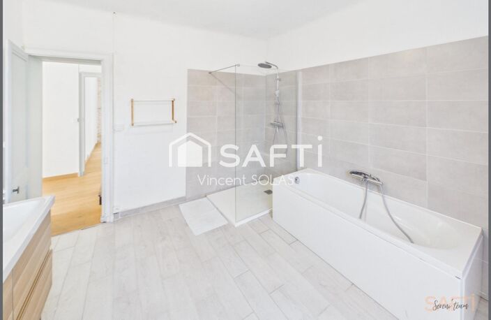 En EXCLUSIVITE  !  Maison Bourgeoise de 155 m² - 3 Chambres - Jardin - Garage - Centre Ville de ST HERMINE — photo 5