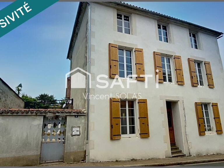 En EXCLUSIVITE  !  Maison Bourgeoise de 155 m² - 3 Chambres - Jardin - Garage - Centre Ville de ST HERMINE — photo 1