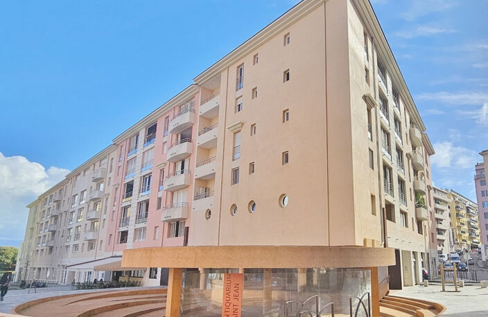 AJACCIO Centre-ville Duplex F3 récent + garage — photo 3