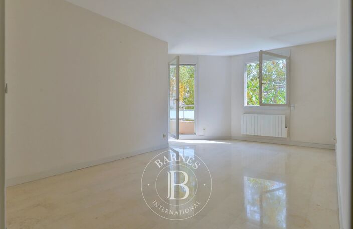 Lyon 6 - Avenue Thiers - Appartement 67 m² - 2 chambres - Balcon - Garage — photo 2