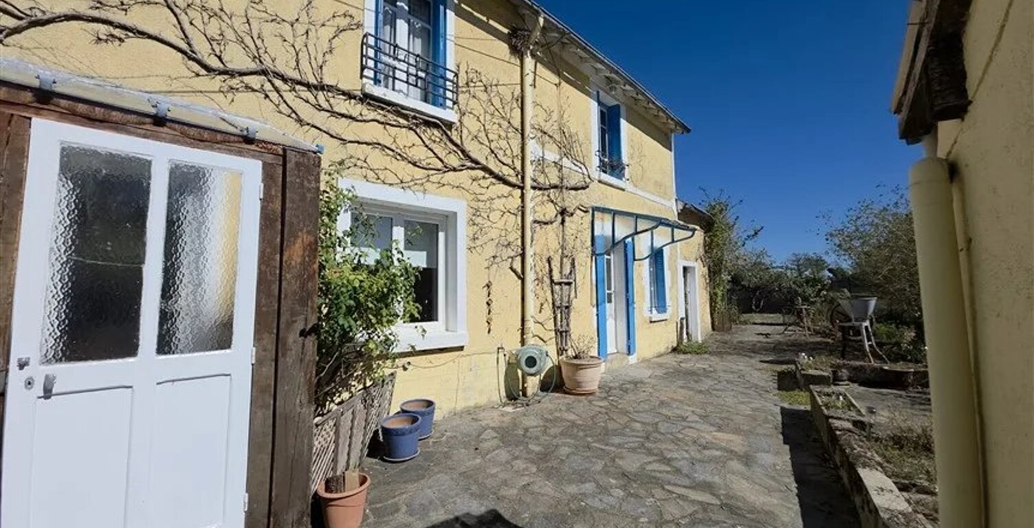 À vendre : maison, gîte et piscine, Magnac-Laval (87) — photo 1