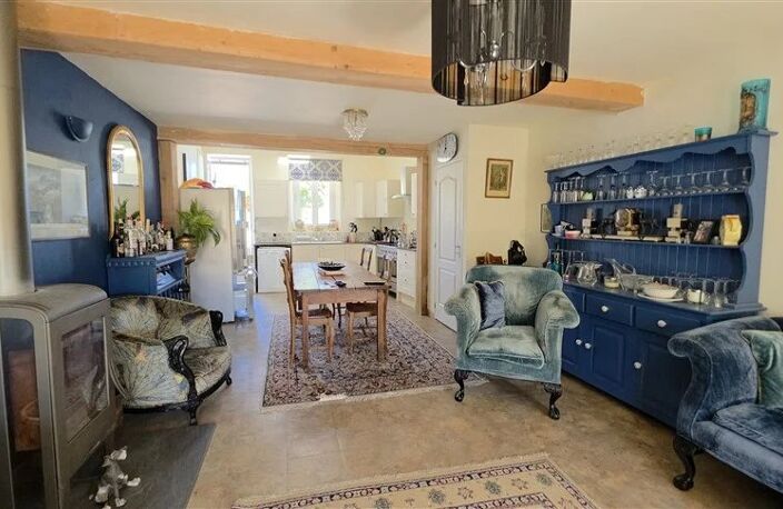 À vendre : maison, gîte et piscine, Magnac-Laval (87) — photo 4