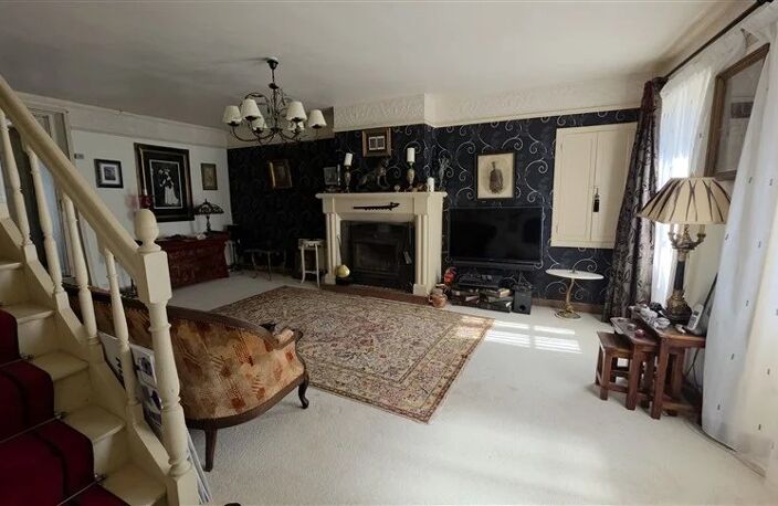 À vendre : maison, gîte et piscine, Magnac-Laval (87) — photo 5