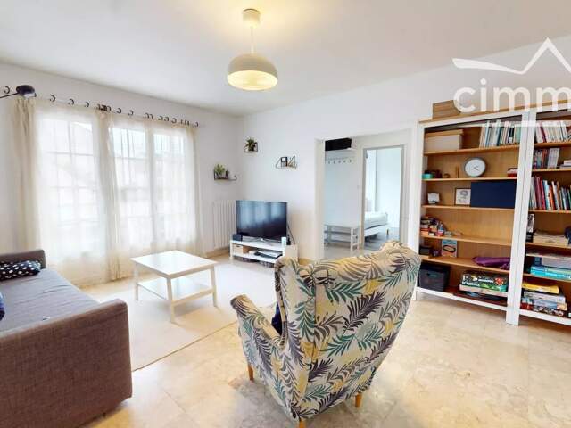 Maison  3 pièces  avec  espace professionnel — photo du bien