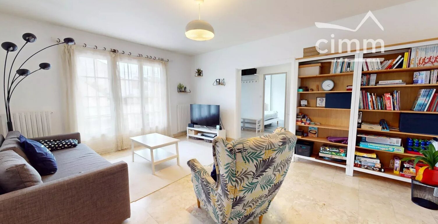 Maison  3 pièces  avec  espace professionnel — photo 1