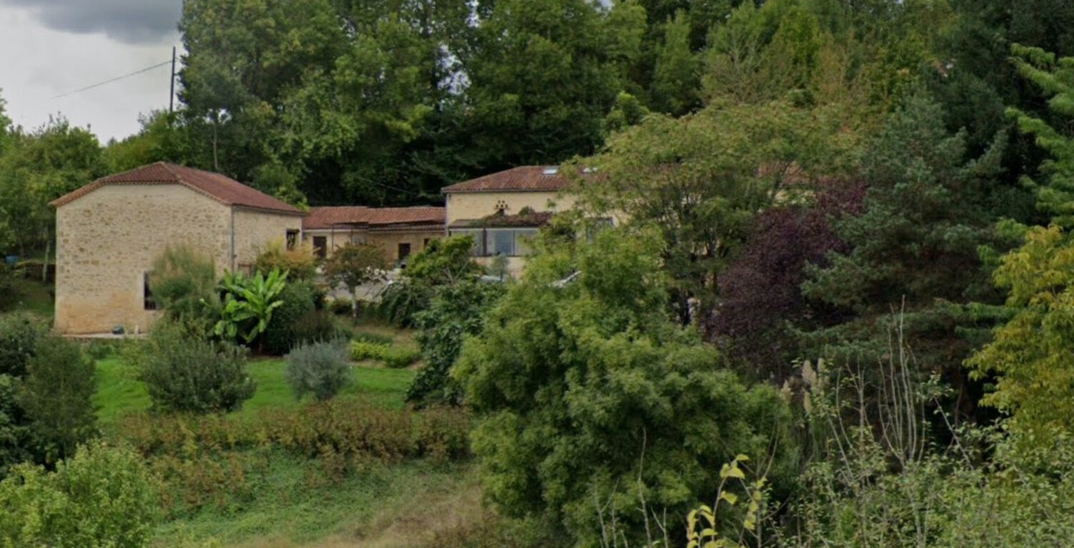 Entre VILLEFRANCHE DU PERIGORD ET FUMEL, MAISON DE CAMPAGNE — photo 1