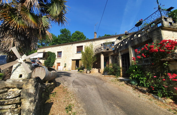 Entre VILLEFRANCHE DU PERIGORD ET FUMEL, MAISON DE CAMPAGNE — photo 5