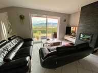 Maison plain pied avec garages et jardin attenant — photo 3