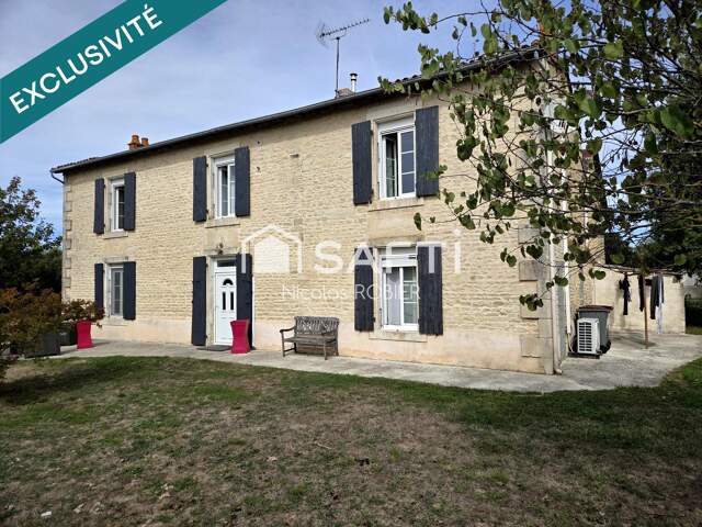 Maison en pierre rénovée, climatisée, quatre chambres, trois salles d'eau , chambre rez-de-chaussée, grands volumes, jardin, piscine, dépendances! — photo du bien