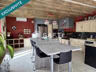 Maison en pierre rénovée, climatisée, quatre chambres, trois salles d'eau , chambre rez-de-chaussée, grands volumes, jardin, piscine, dépendances! — photo 3