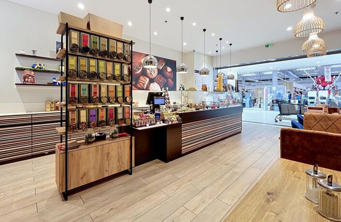 Fond de commerce familial SALON DE THE-CHOCOLATERIE- PATISSERIE — photo 3