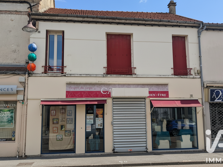 Vente Boutique/Local commercial 177 m&sup2; — photo 1