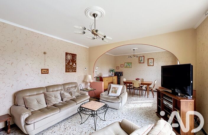 Vente Maison/villa 5 pièces — photo 2