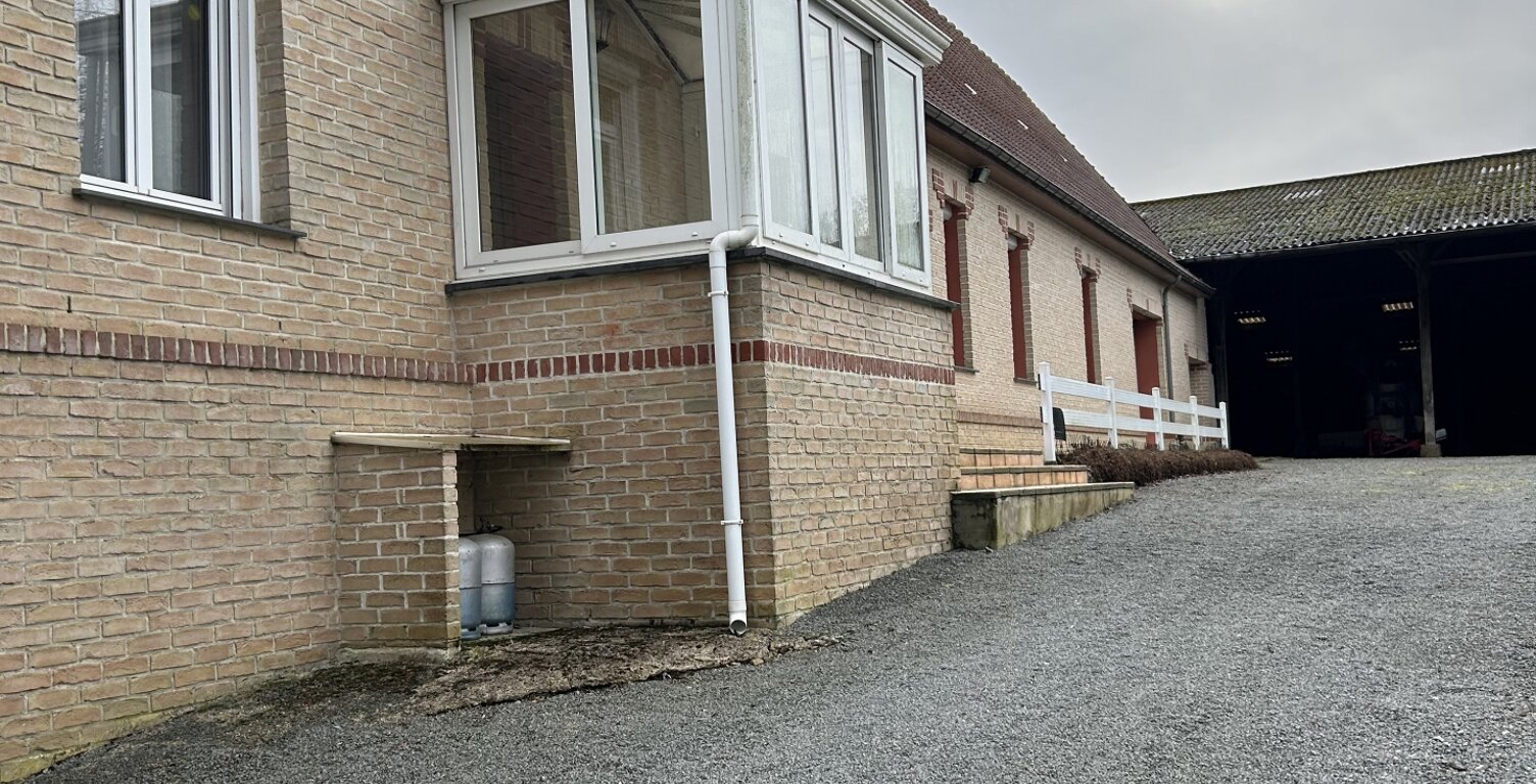 Vente Ferme 10 pièces — photo 1