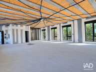 Location Local d'activités 315 m&sup2; — photo 3