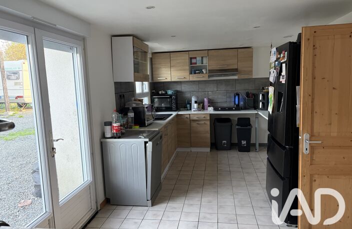 Vente Maison/villa 5 pièces — photo 2