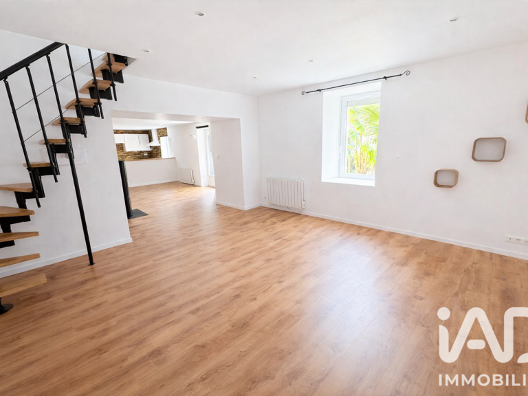 Vente Maison/villa 4 pièces — photo 1