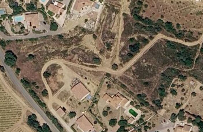 Vente Terrain à bâtir 8 400 m&sup2; — photo 3