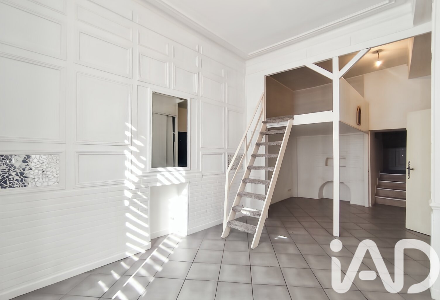 Vente Studio 1 pièce — photo 1