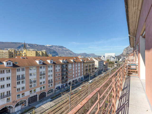 GRENOBLE ESTACADE — photo du bien