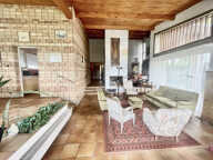 Tout le charme d'une maison d'architecte des années 70 — photo 2