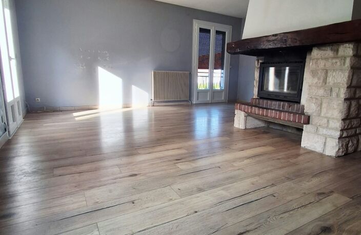Vente Maison/villa 11 pièces — photo 3