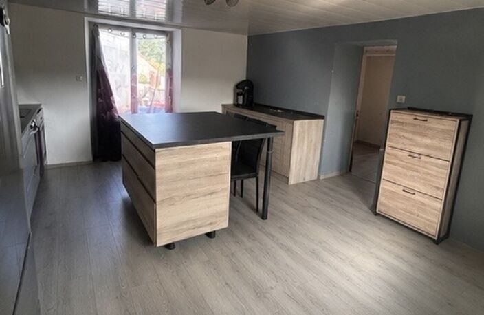 Vente Maison/villa 4 pièces — photo 3