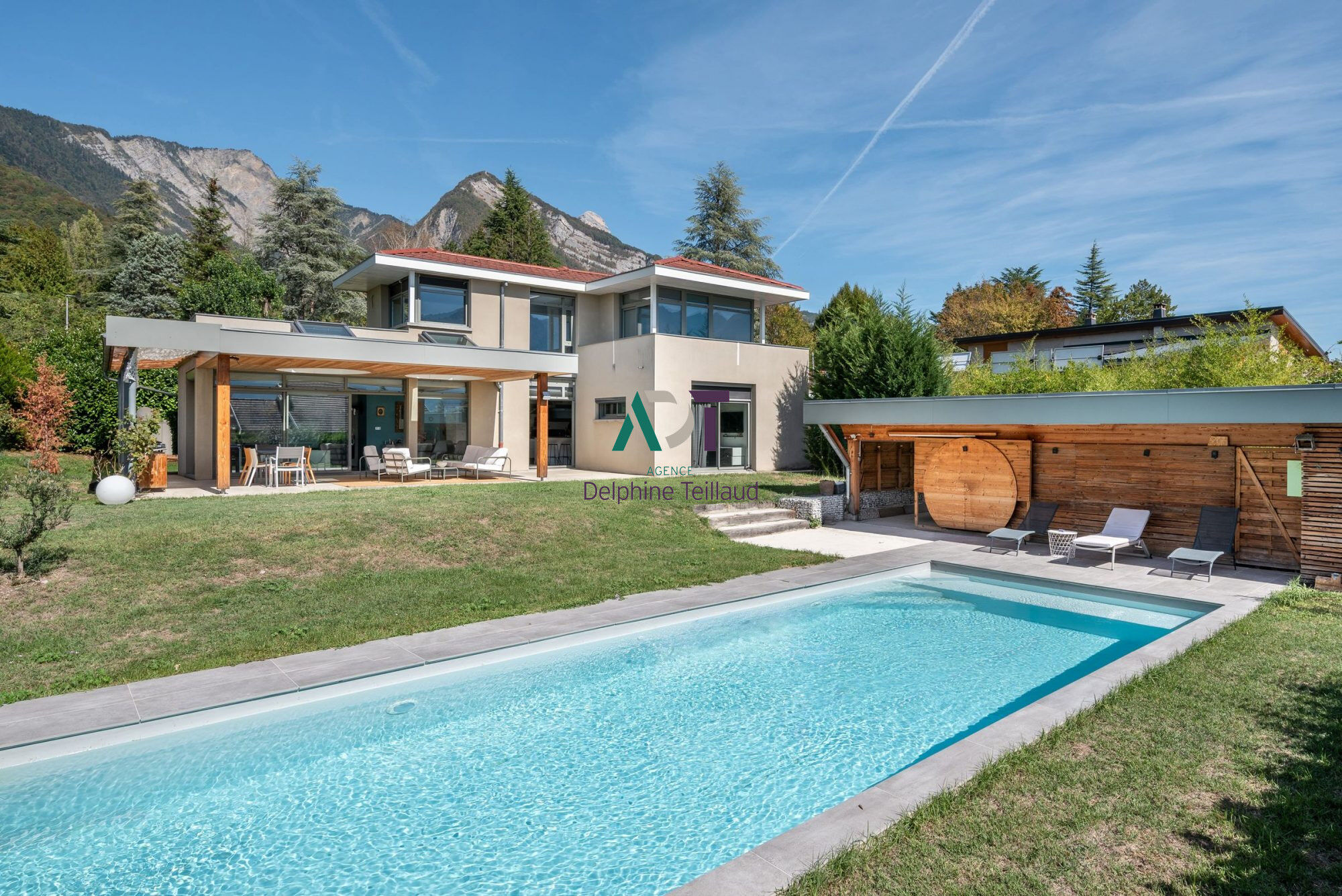 Villa / Maison  T6 à vendre Saint-Ismier 38330