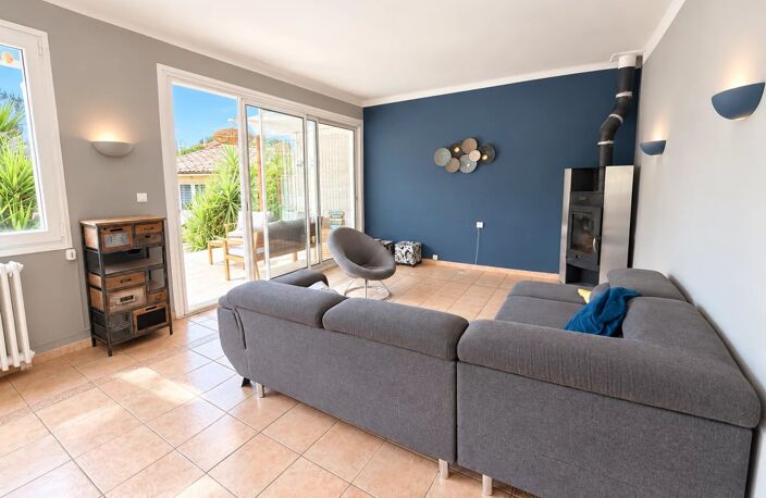 Nîmes, route d'Uzès/La Gazelle, villa 145m2, 4 chs, piscine, parcelle 560m2 — photo 4
