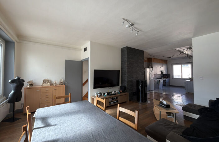 MAISON DE VILLAGE - 5 PIECES - SAINT-JUST-LA-PENDUE — photo 3