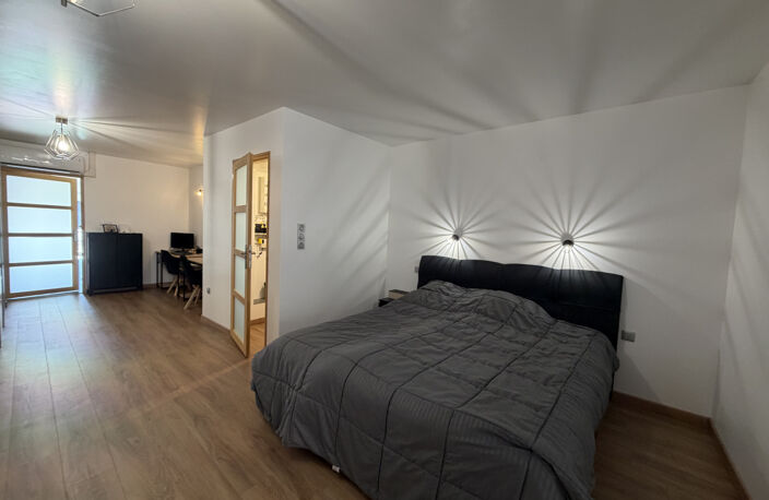 MAISON DE VILLAGE - 5 PIECES - SAINT-JUST-LA-PENDUE — photo 5