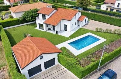 VILLA RENOVEE AVEC PISCINE A COLLONGES AU MONT D'OR — photo du bien