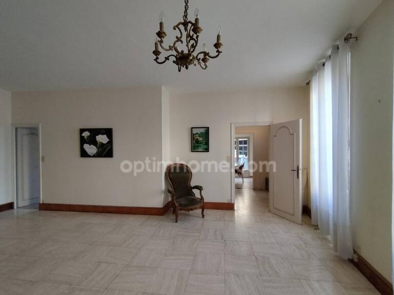 En Charente, ANGOULEME. Maison 145 m², 4 chambres, jardin clos 830 m² et grand garage — photo 1