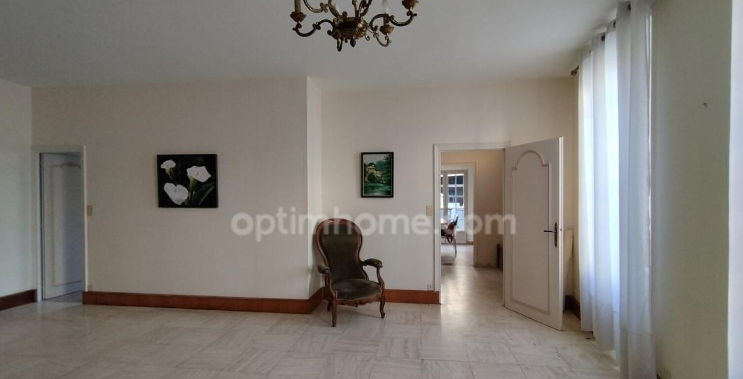 En Charente, ANGOULEME. Maison 145 m², 4 chambres, jardin clos 830 m² et grand garage — photo 1