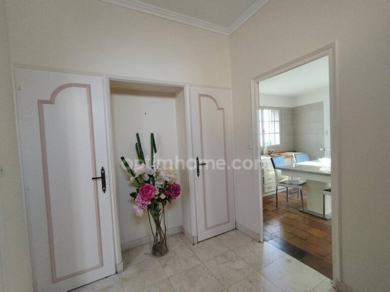 En Charente, ANGOULEME. Maison 145 m², 4 chambres, jardin clos 830 m² et grand garage — photo 1