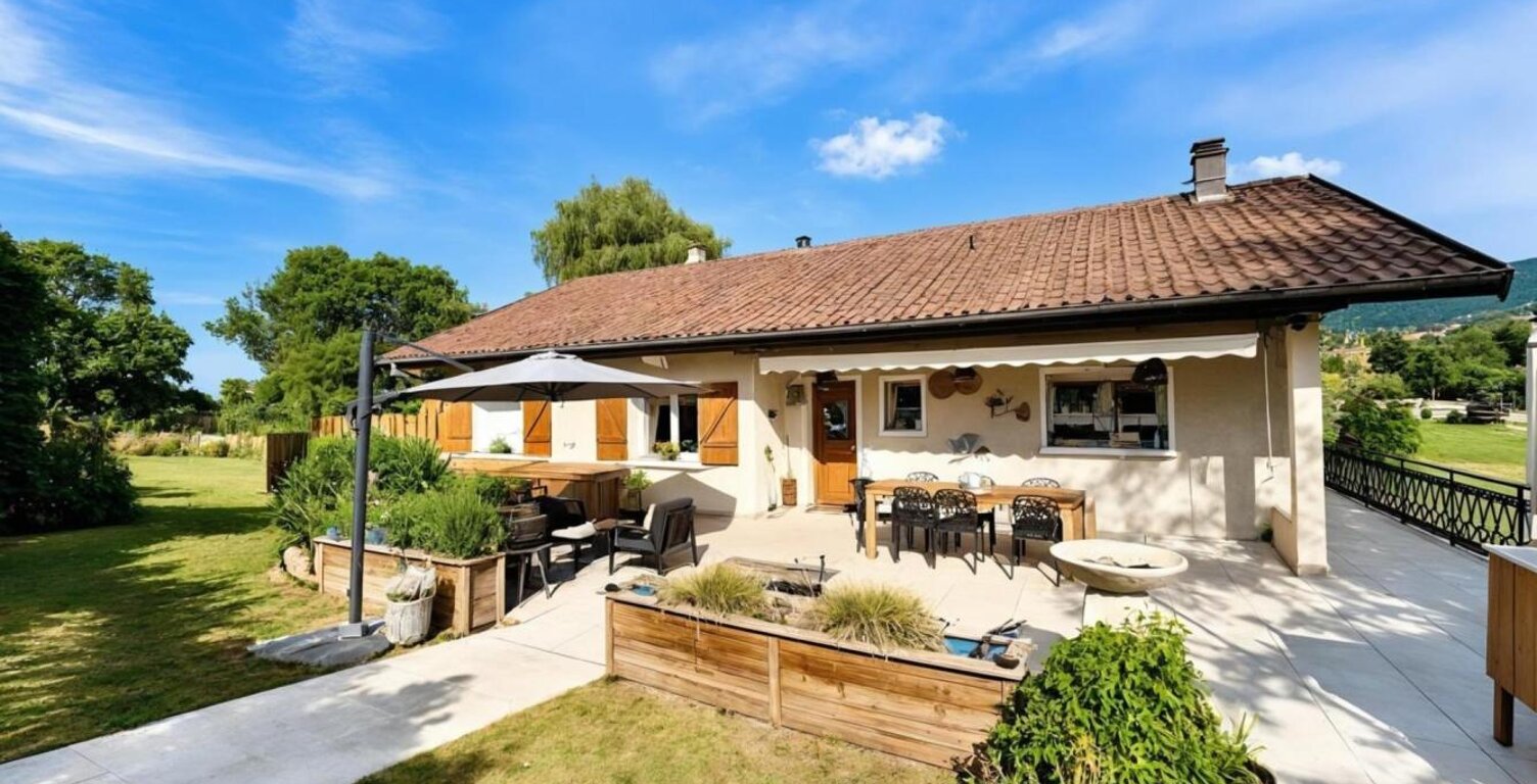 Maison à vendre 6 pièces 130 m² (74)- Terrain 2200 m² — photo 1