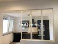 APPARTEMENT LUMINEUX- 2 CHAMBRES- PROCHE GARES ET FRONTIERES — photo 2