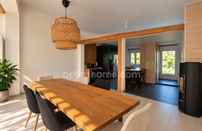 90100 SUARCE – MAISON FAMILIALE – 165 M² – 8 PIÈCES – 5 CHAMBRES – TERRAIN 20 ARES – 10 MIN SUISSE - DPE B — photo 4