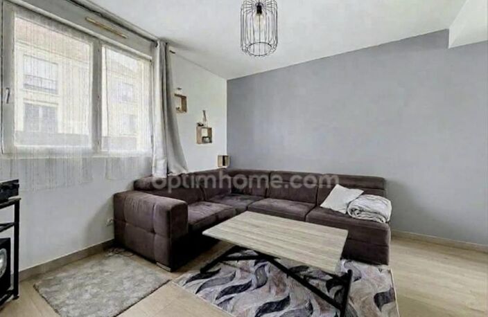 BEAUMONT-SUR-OISE – MAISON FAMILIALE 4 CHAMBRES AVEC JARDIN, TERRASSE ET PISCINE — photo 2