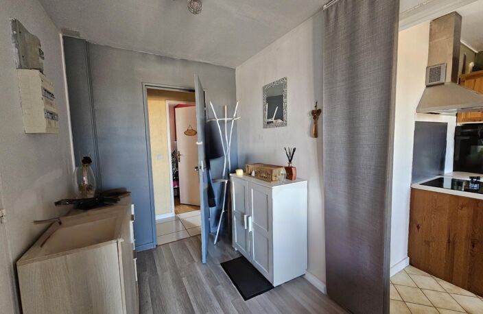 Spacieux 4 pièces-73 m2-3 chambres- cave et parking — photo 4