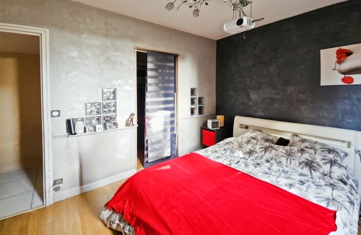 Spacieux 4 pièces-73 m2-3 chambres- cave et parking — photo 5