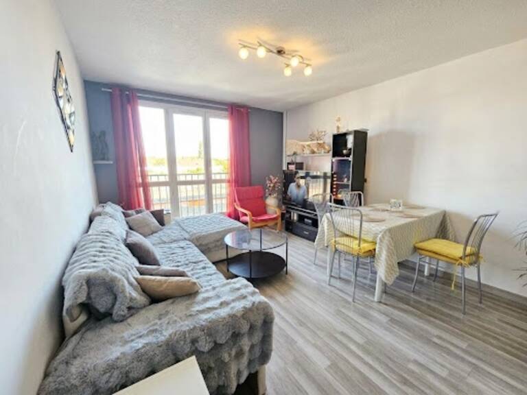BROU-SUR-CHANTEREINE – Appartement 4 pièces avec 3 chambres, loggia, cave et parking — photo 1