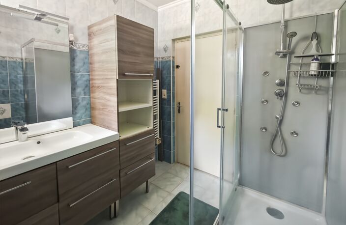 Charmante maison de 139 m² avec 4 chambres à Douville (24) — photo 4