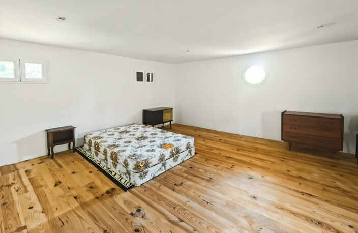 Charmante maison de 139 m² avec 4 chambres à Douville (24) — photo 5
