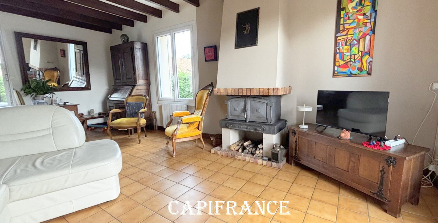 Maison à vendre 4 pièces PORT D'ENVAUX (17) — photo 1
