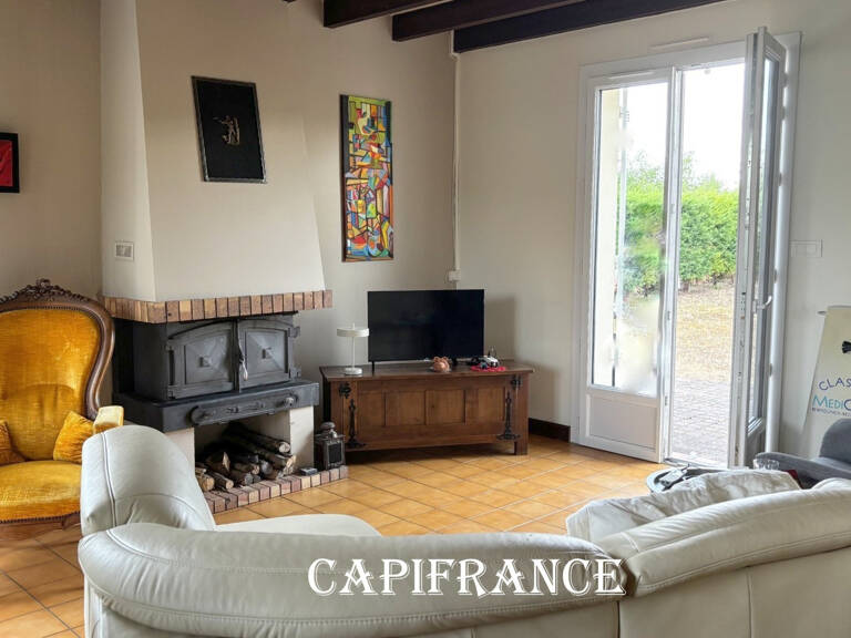 Maison à vendre 4 pièces PORT D'ENVAUX (17) — photo 1