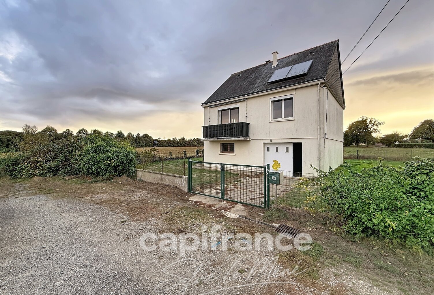 Maison à vendre   PONTIVY – MAISON À LA CAMPAGNE AVEC GARAGE ET TERRAIN DE 429 M² — photo 1