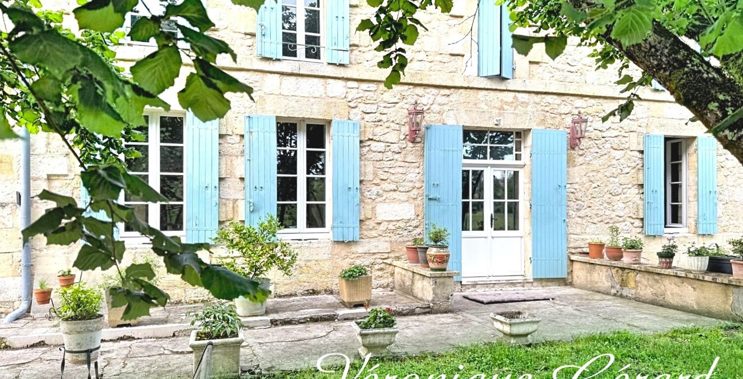 Maison en pierre de 204 M² 3 chambres sur 4984 M² de terrain entièrement clos — photo 1