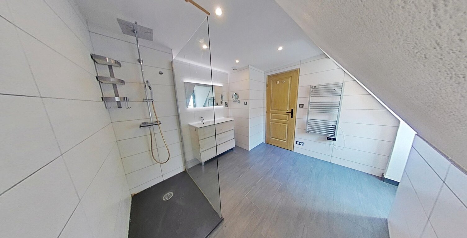 Appartement à vendre 2 pièces DOLE (39) — photo 1
