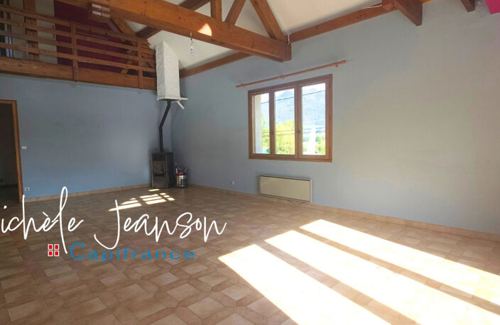 Maison familiale 138 m² – Le Touvet – Terrasse, studio indépendant et plus de 100 m² d’annexes — photo 2